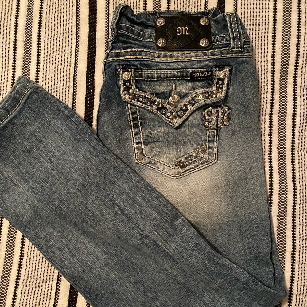 Women’s Miss Me-straight jeans
